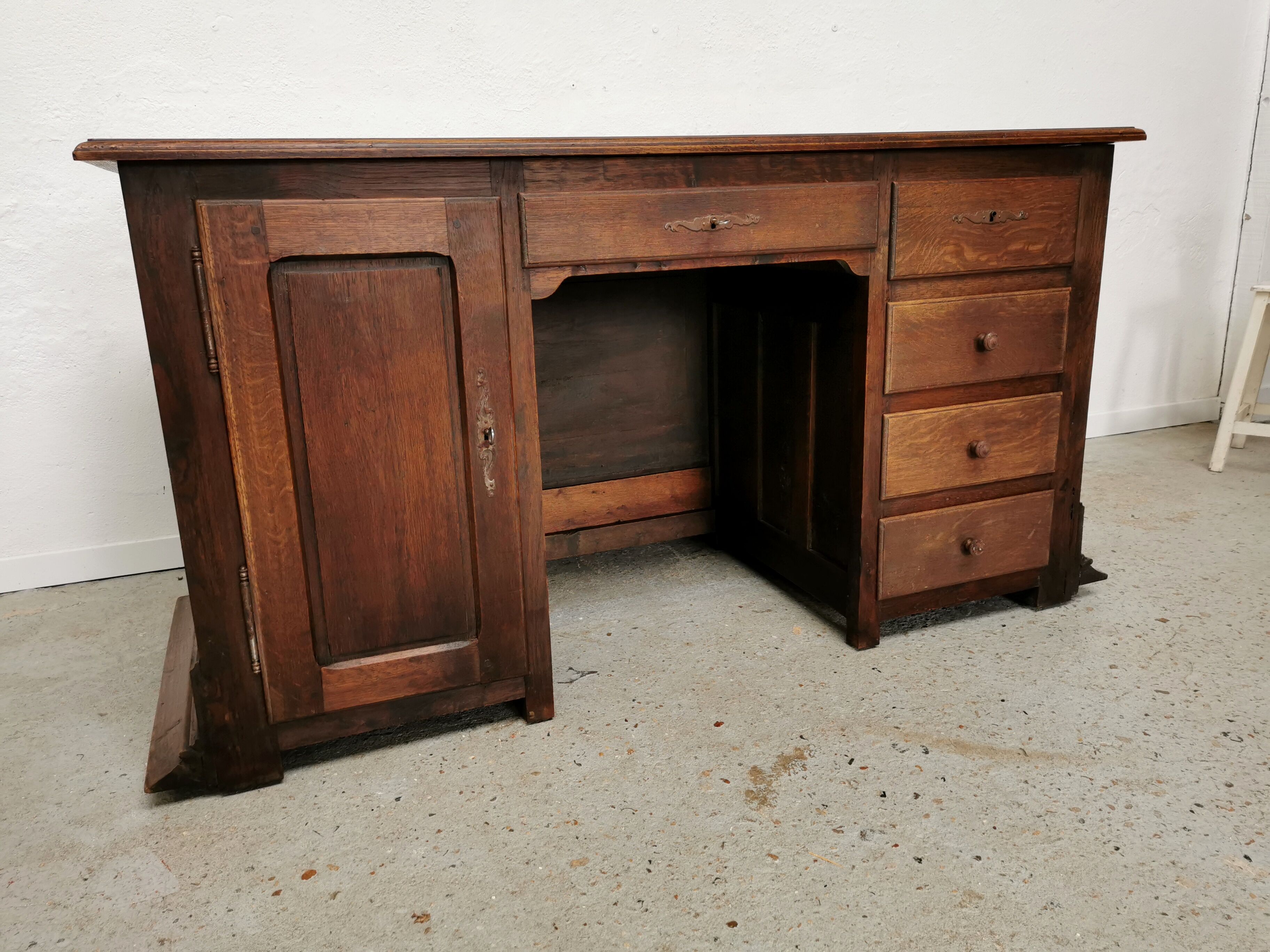 Oak office counter