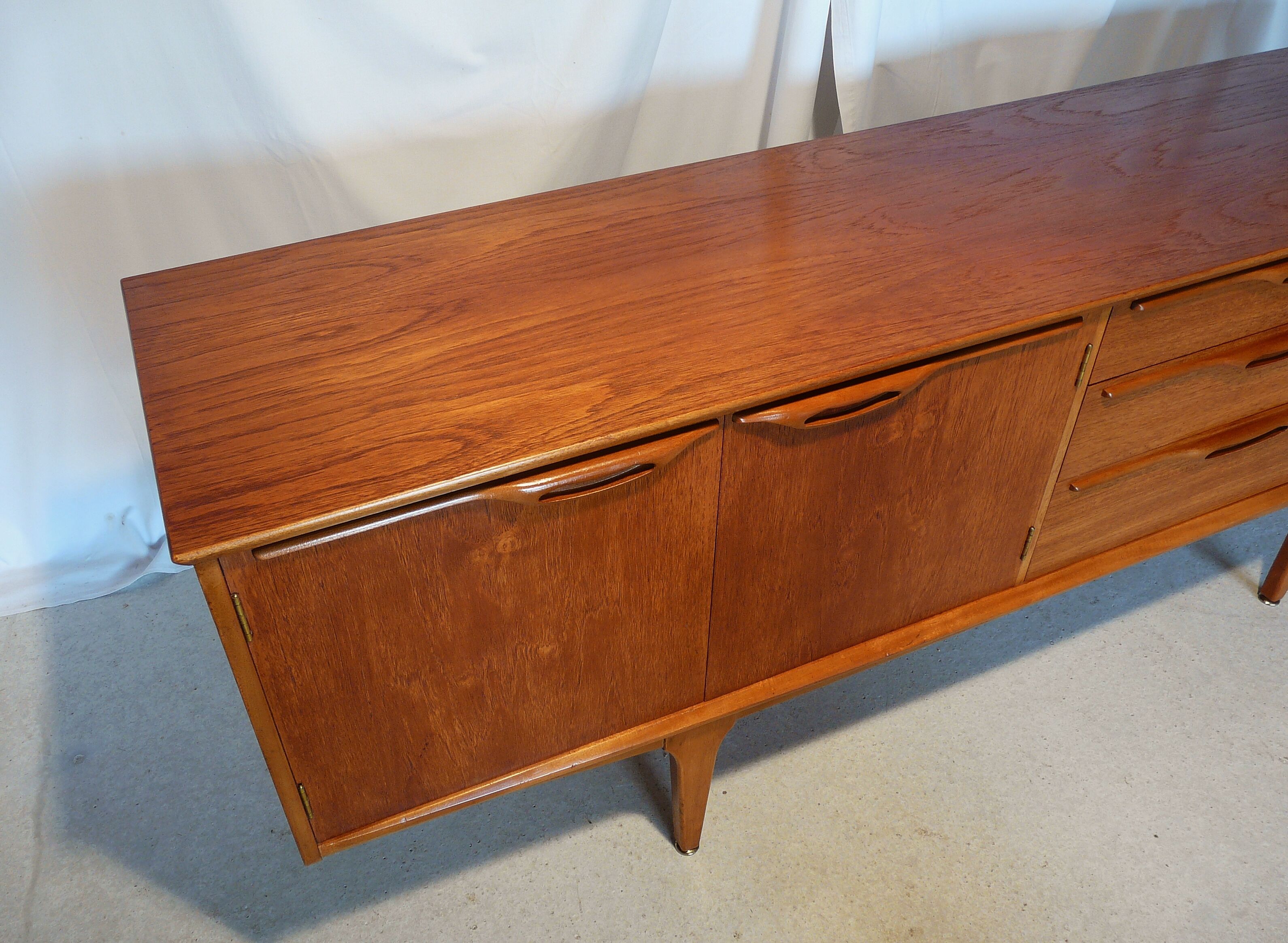 Sideboard scandinavian teak Jentique