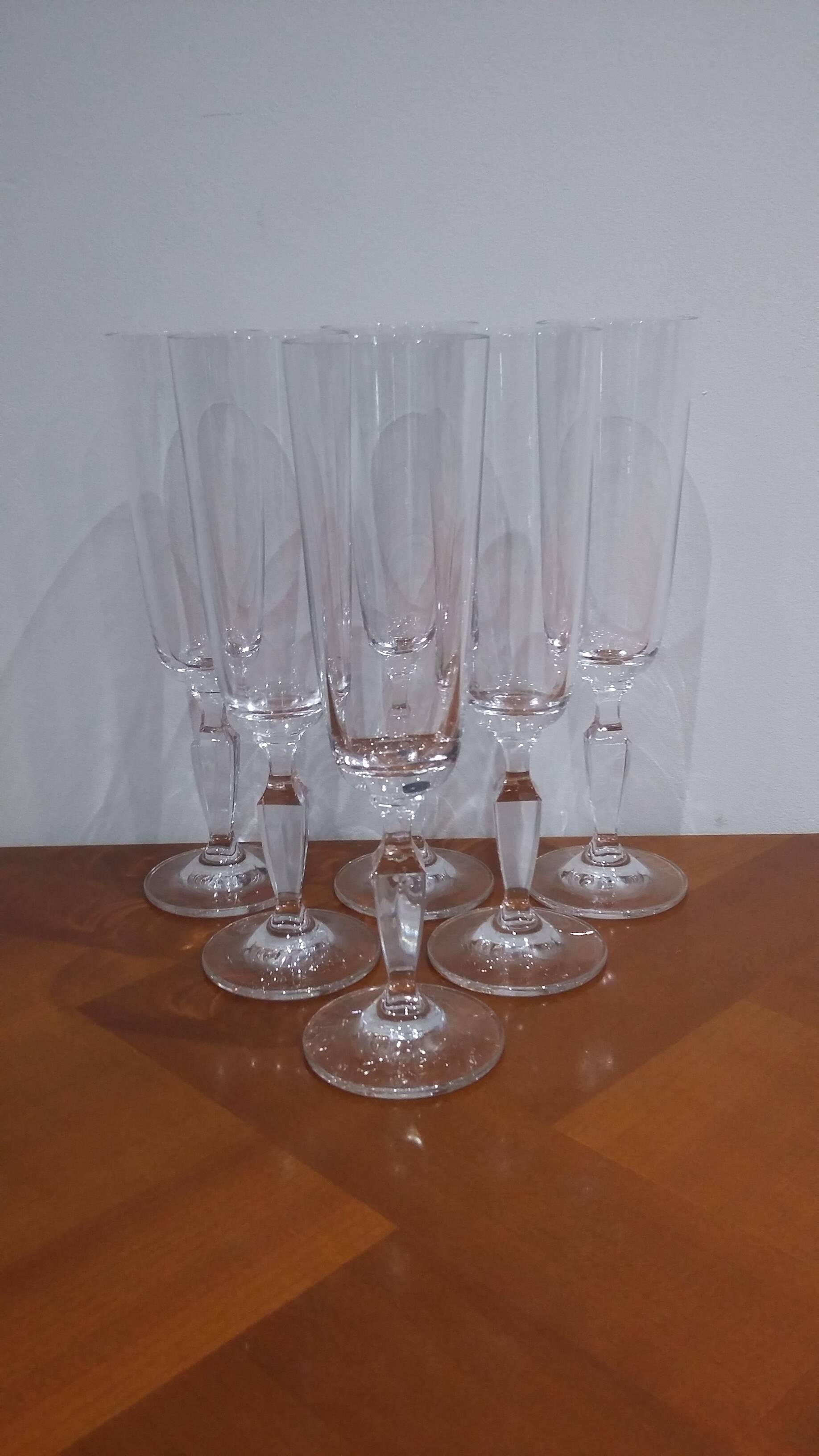 Très Joli Série De 6 Flûtes En Cristal Villeroy et Boch