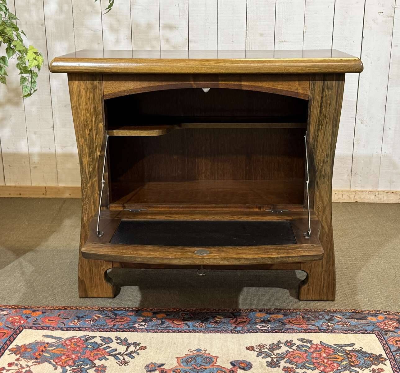 Bar en orme des années 1970 du fabricant Aranjou