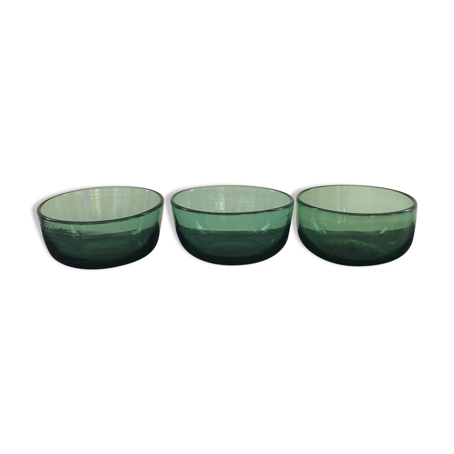 Lot 3 green glass cups