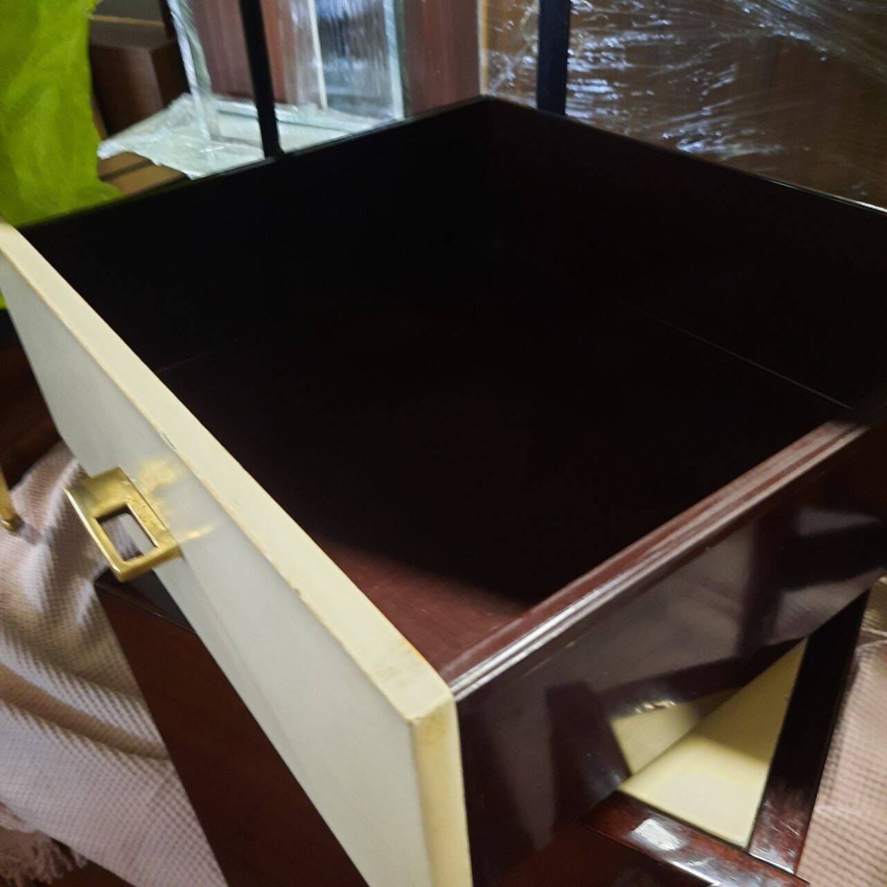 Vintage lacquered top desk with iron structure and pointed brass feet