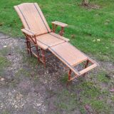 Vintage rattan chaise longue
