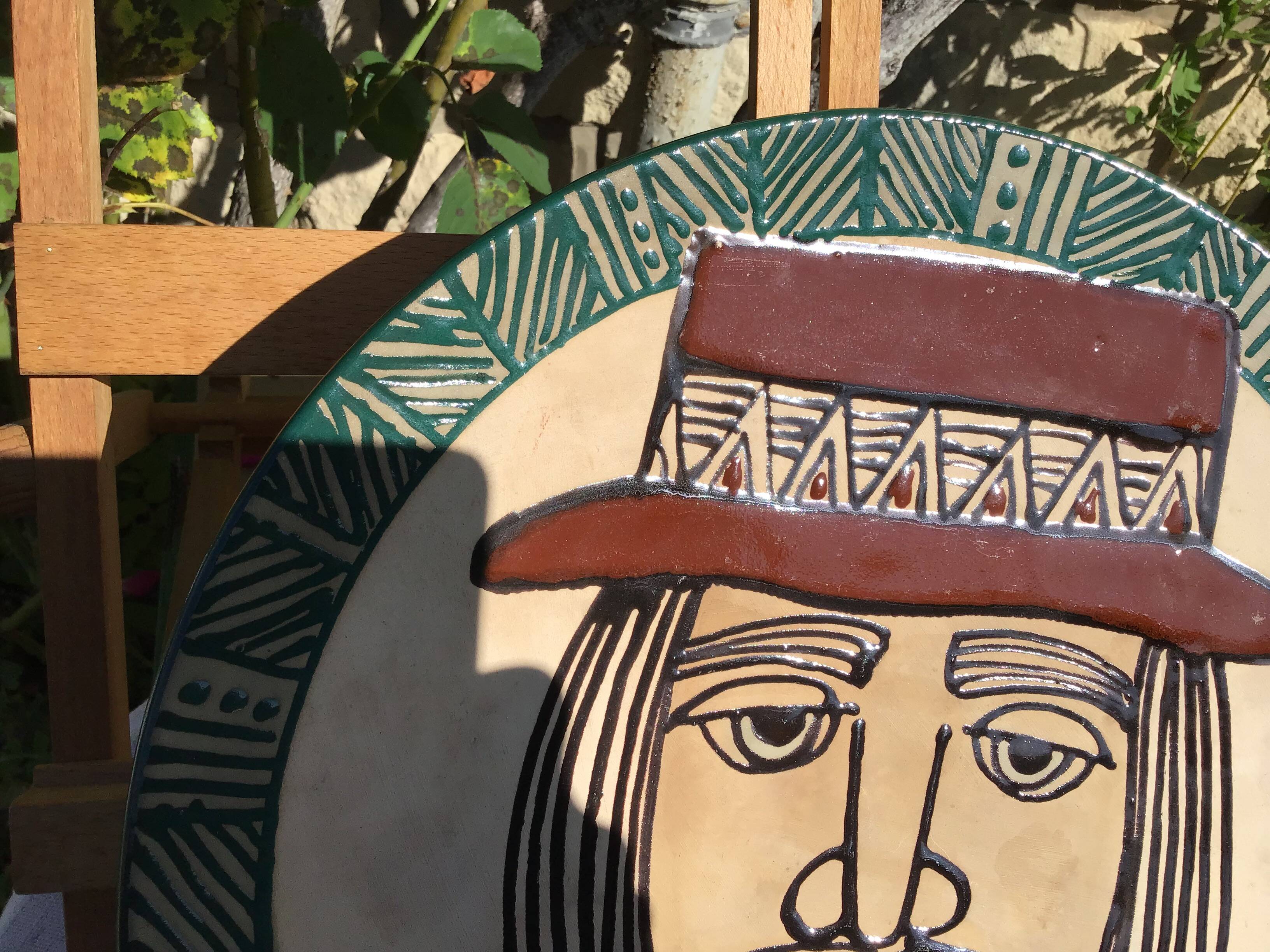 Large decorative dish Monsieur Mustache