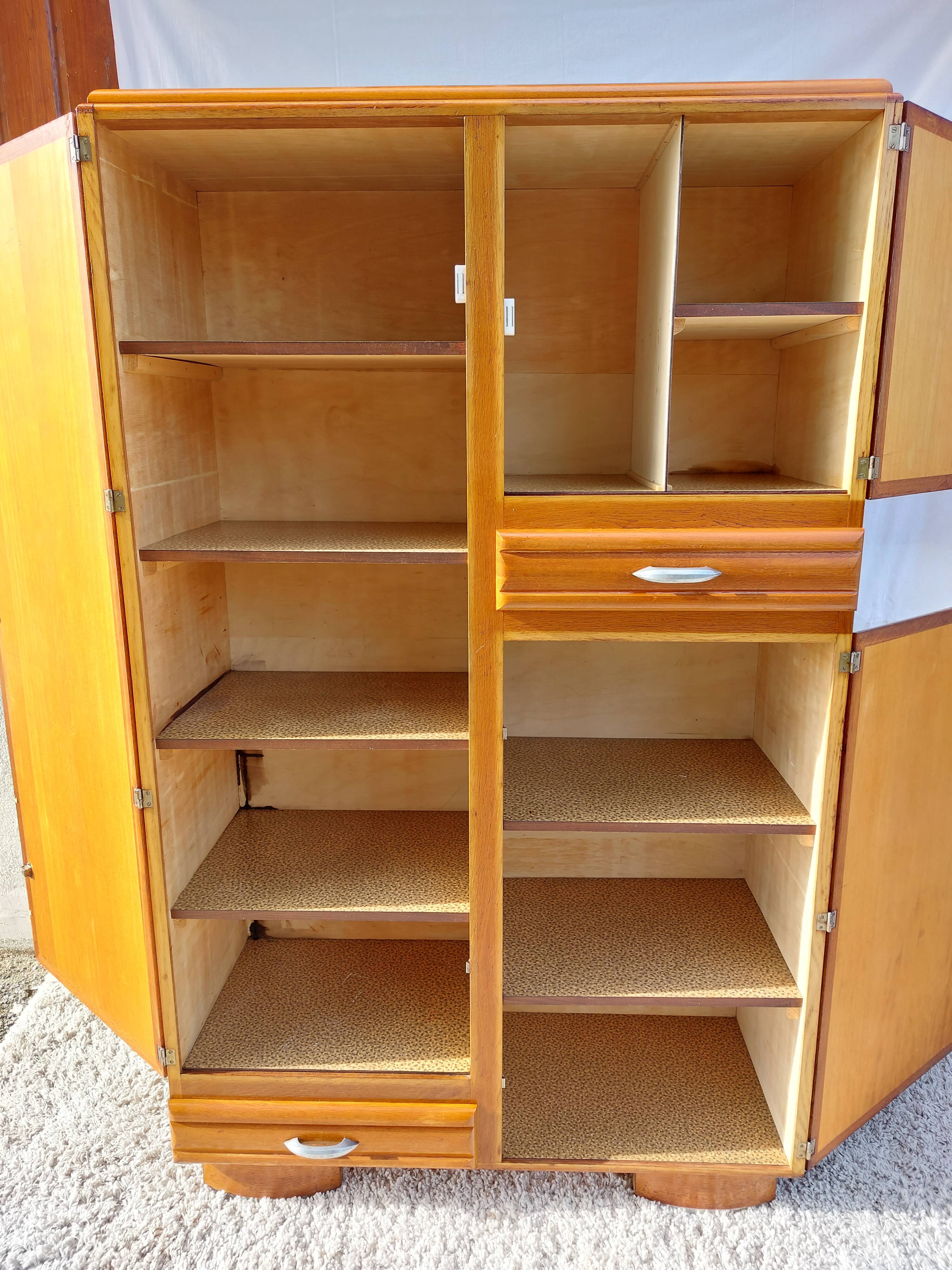 Mado closet