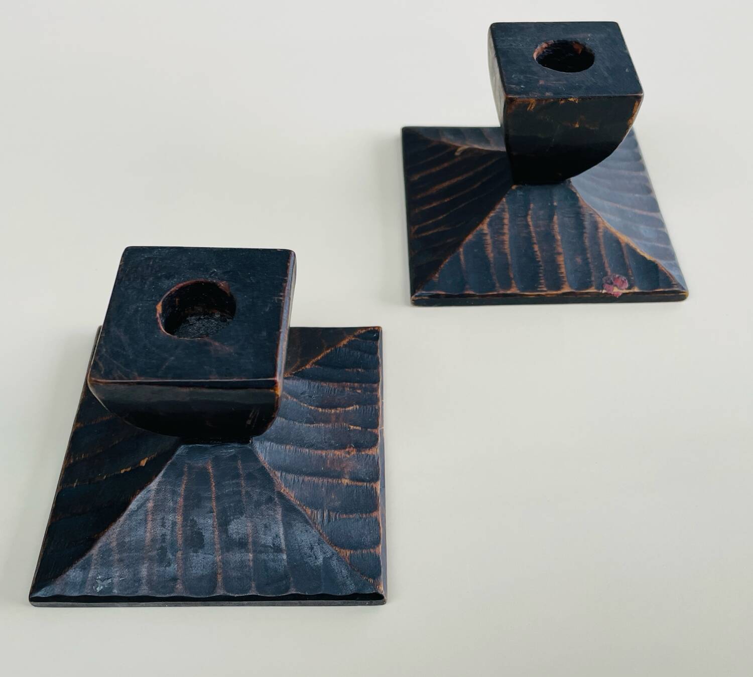 Pair of Swedish carved wooden candlesticks – Steneby H.F. – design bru
