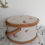Sewing box, work box, scoubidou and fabric, beige