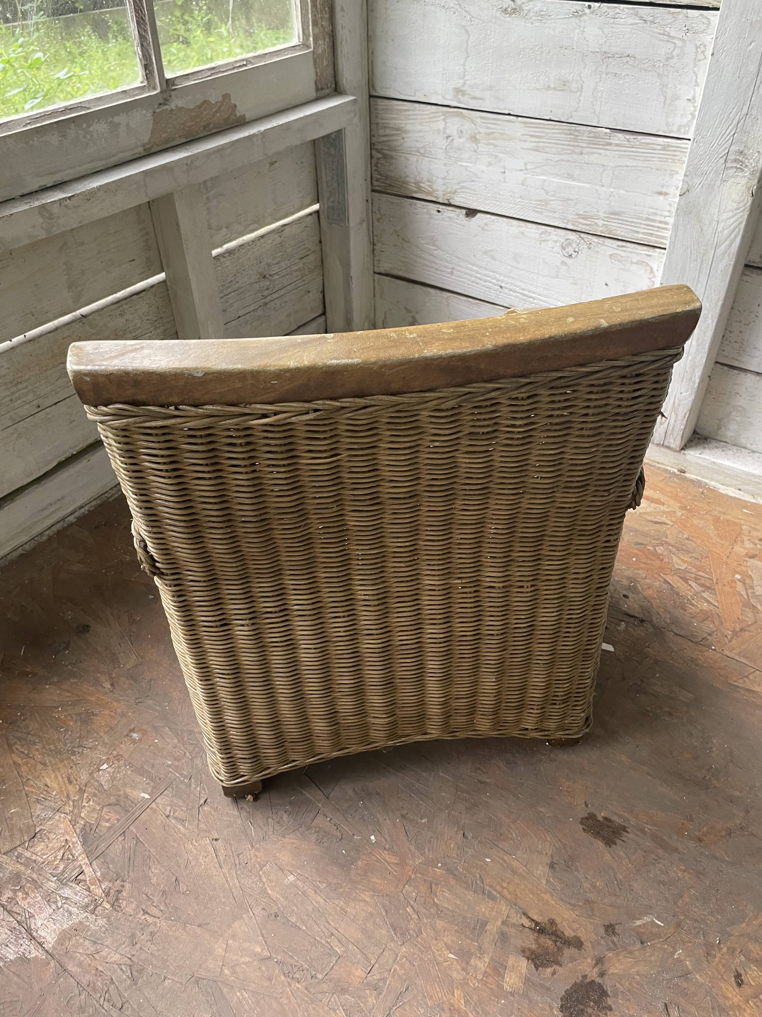 Children's wicker armchair