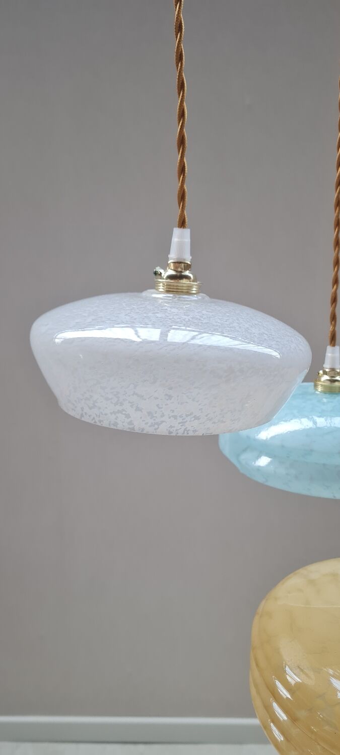 Clichy glass triptych suspension