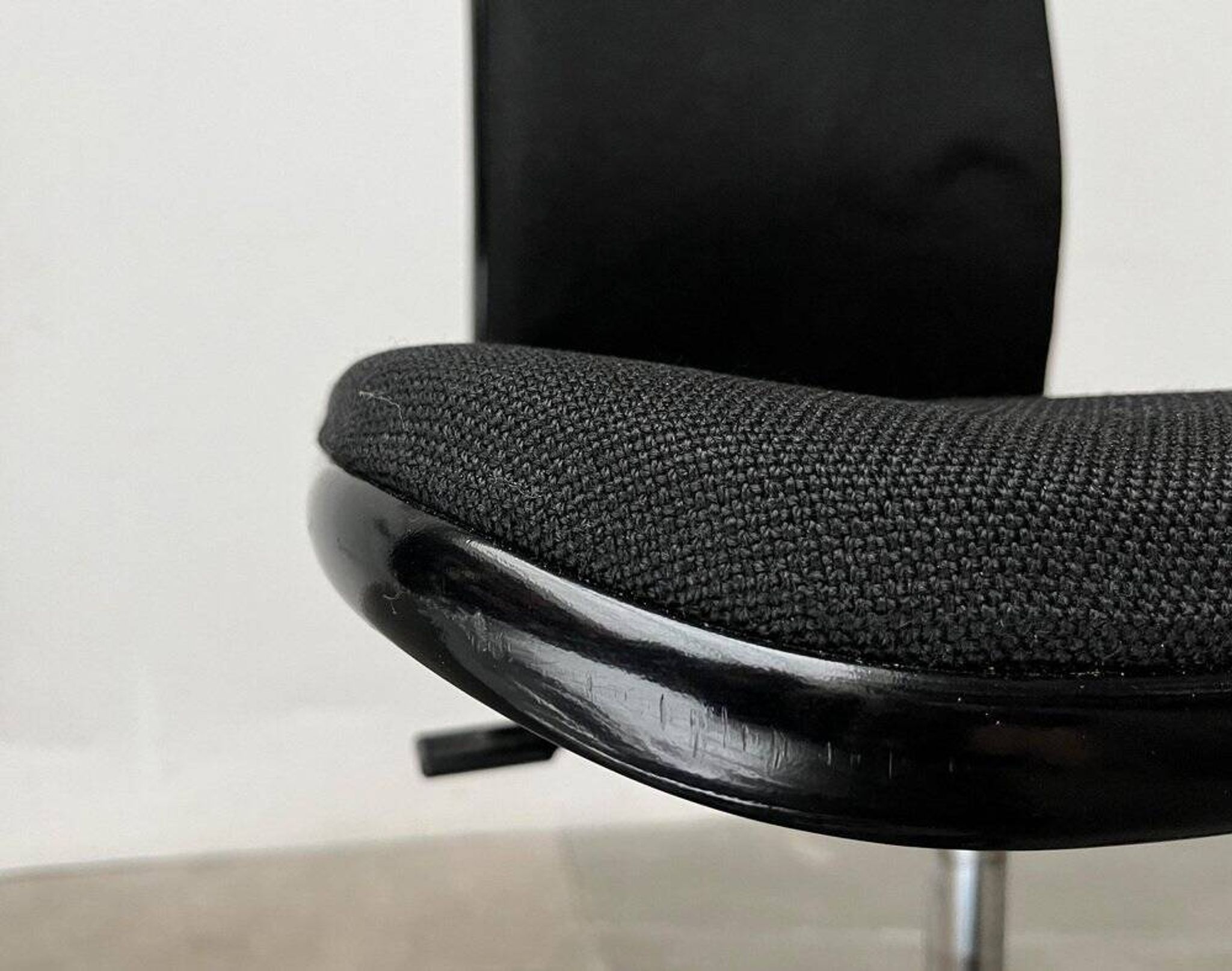 Vintage swivel office chair Supporto Series by Frederick Scott for Hille, 1970s