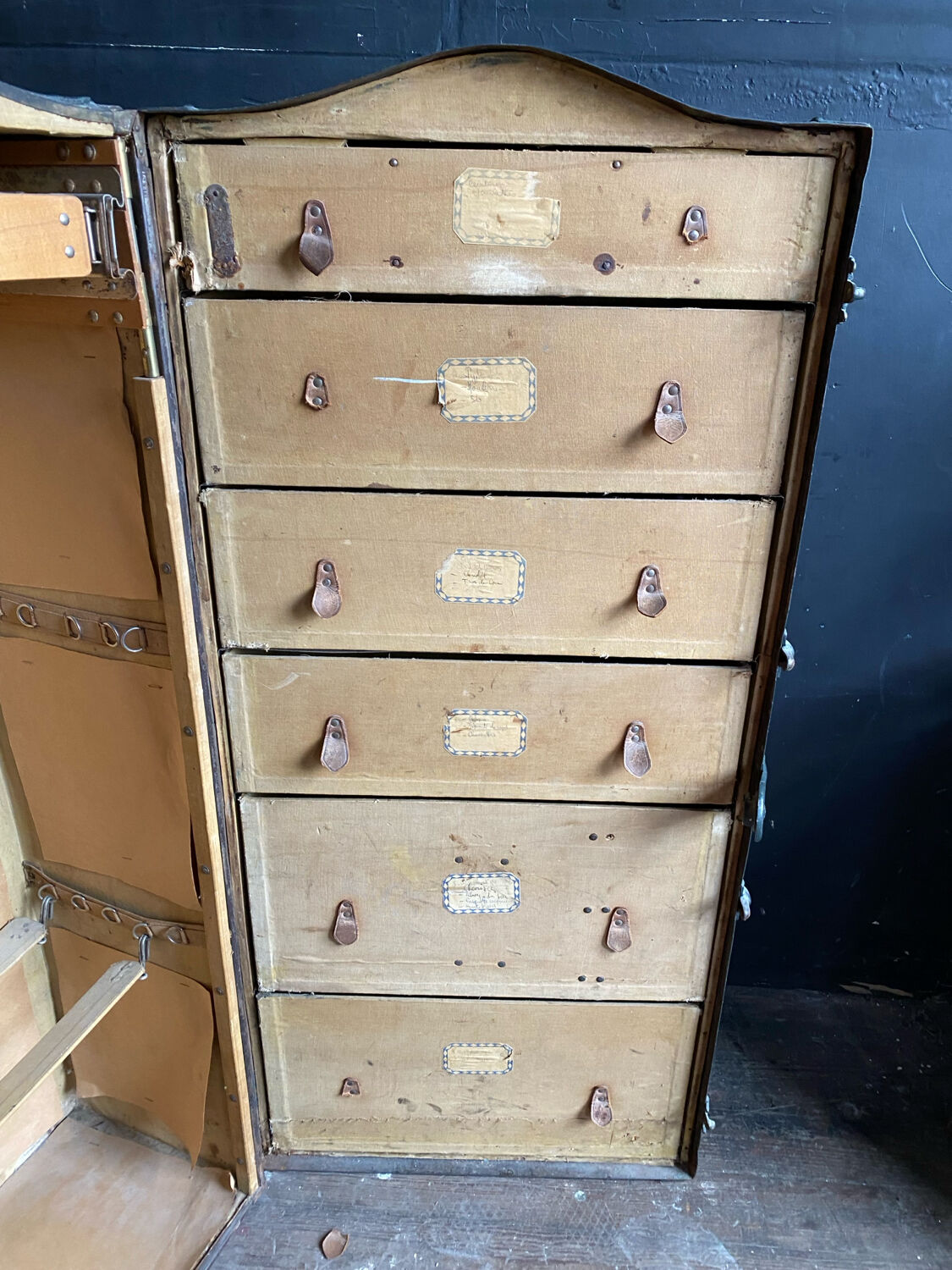 Grande malle belle époque de paquebot voyage