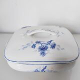 Plat avec couvercle en porcelaine décor fleurs bleues