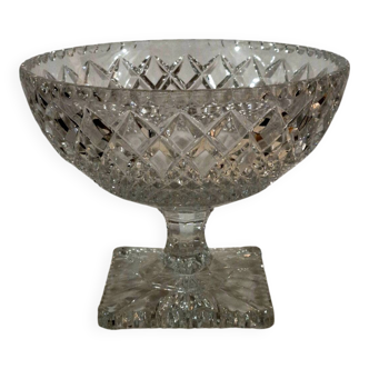 Fruit bowl or centrepiece.