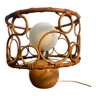 Solid wood table lamp with opaline wicker globe