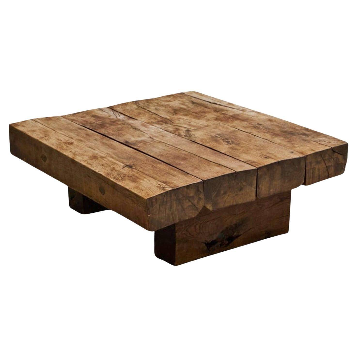 Table basse carrée style Wabi Sabi en chêne massif années 1960