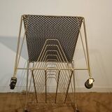 Openwork metal hifi table