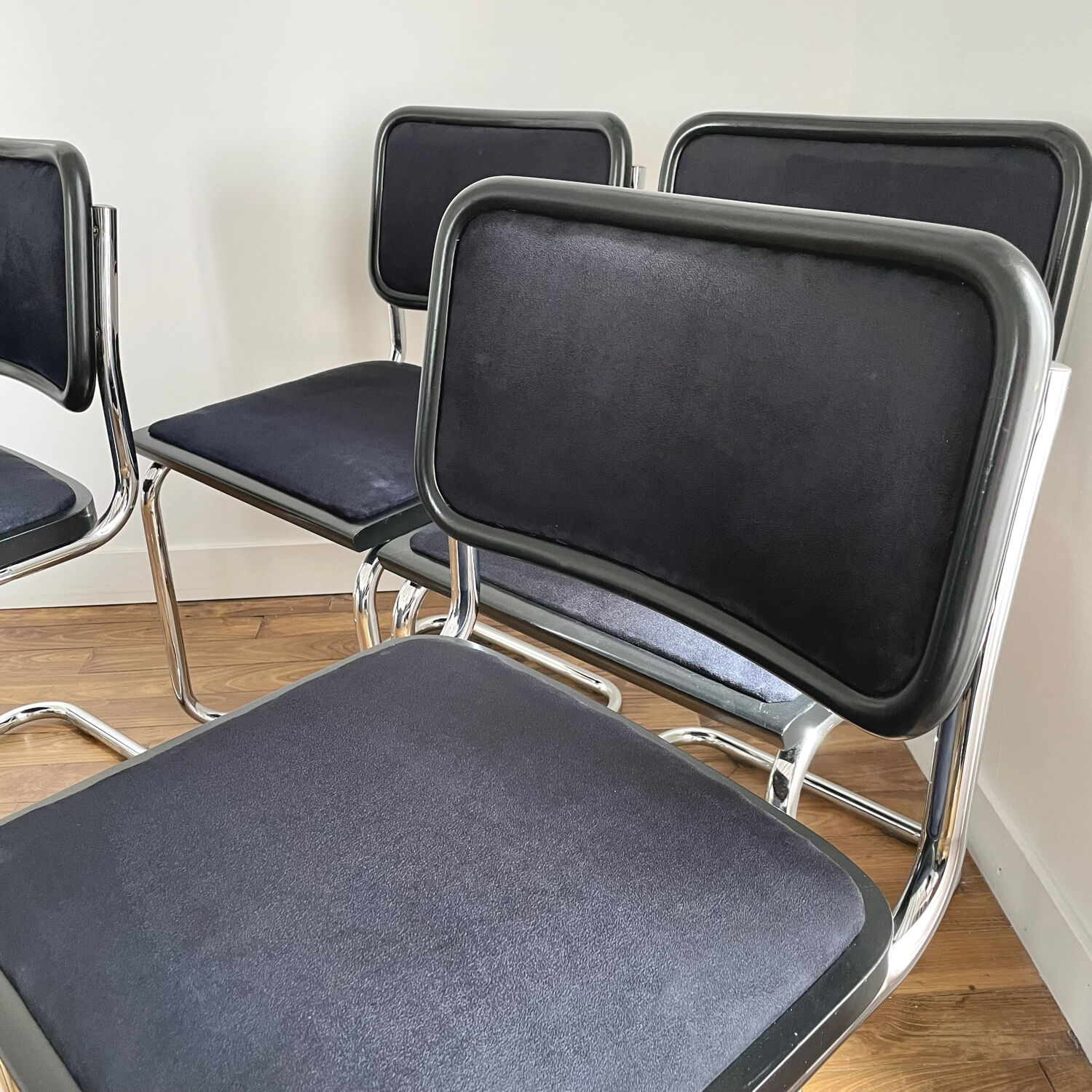 Lot de 4 chaises Breuer, modèle S31