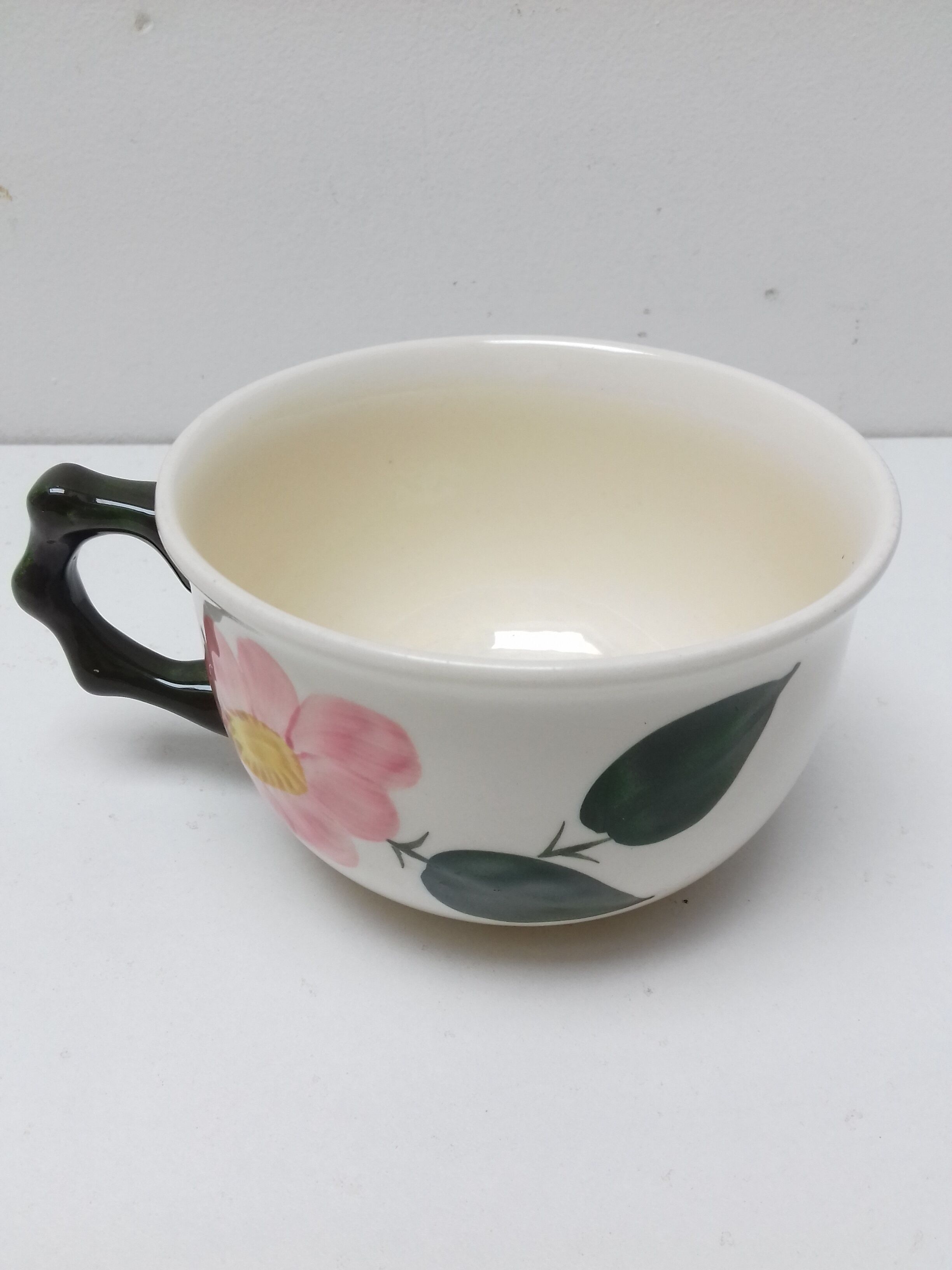 4 tea cups Villeroy & Boch "Wild Rose"