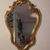 Miroir en bois d'or à  l or,style Louis 15