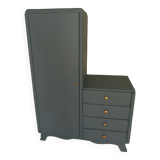 Asymmetrical wardrobe.