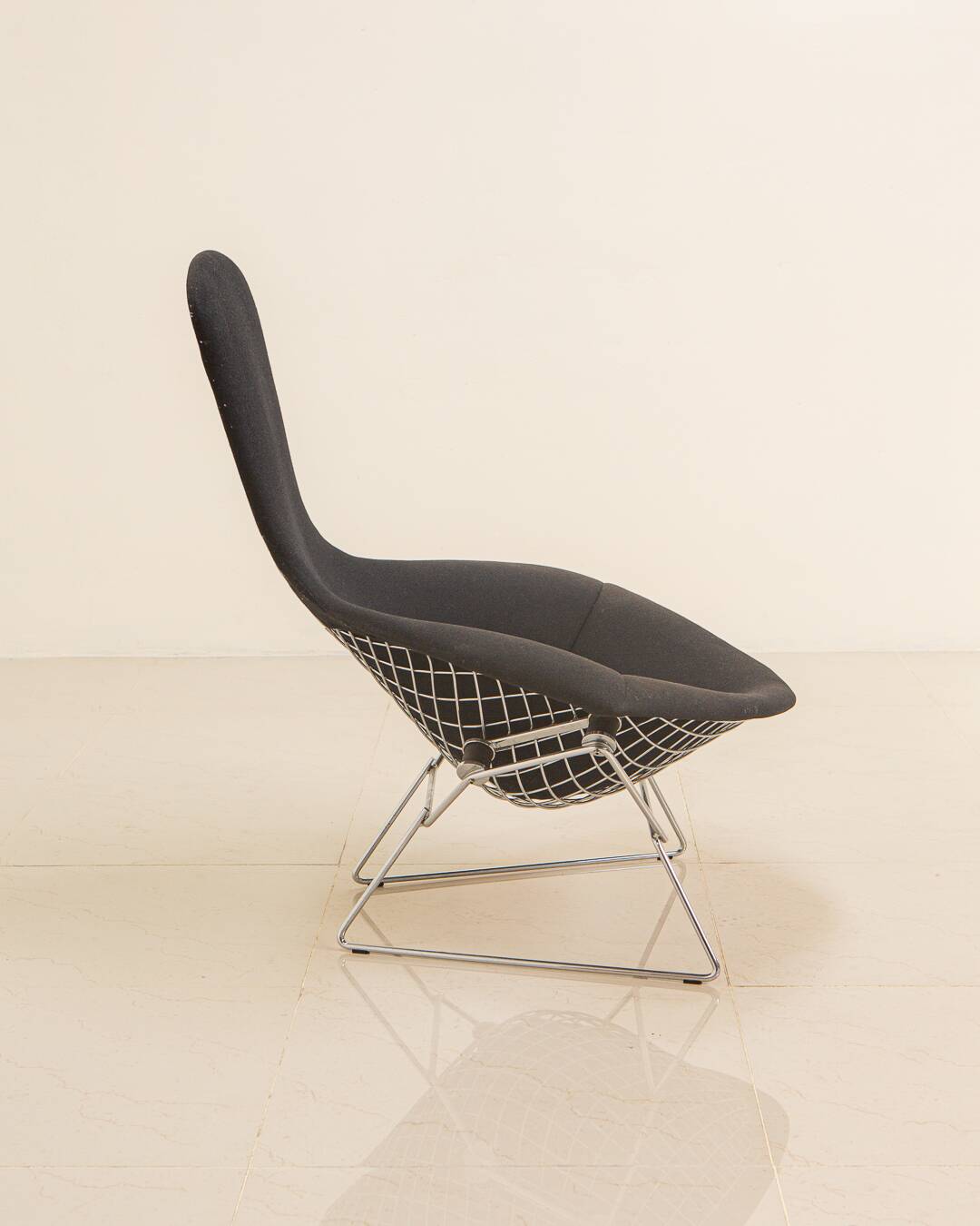 Black "Bird" armchair by Harry Bertoia for Knoll 80's
