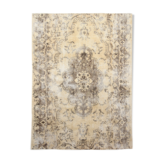 Classic beige & brown vintage rug, 211x155 cm