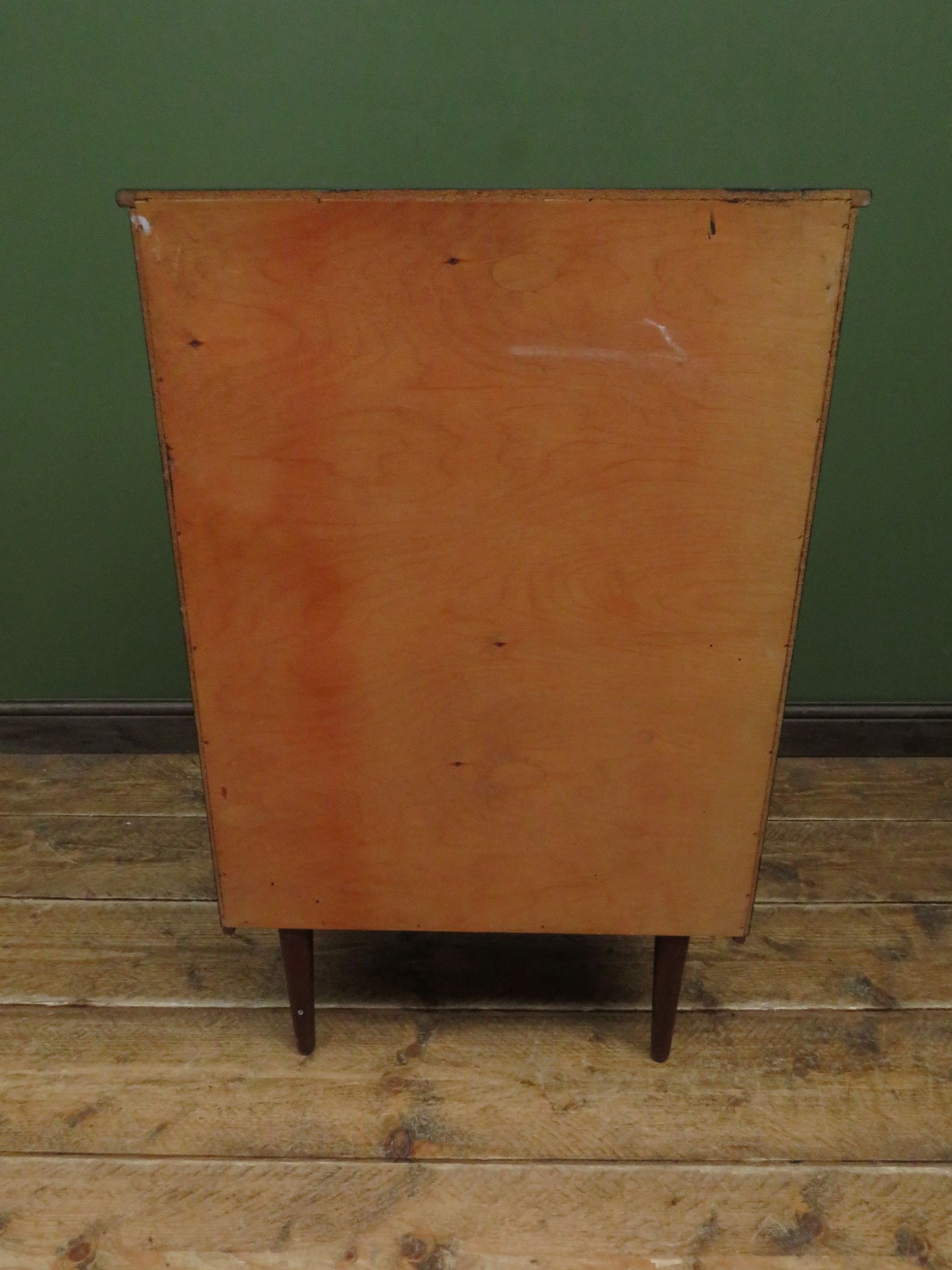 Commode vintage