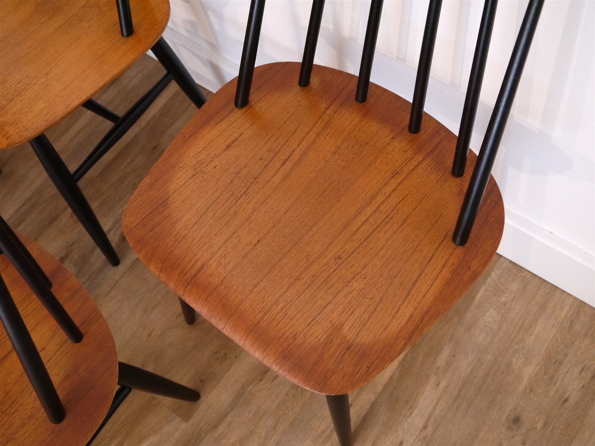 Lot of 6 Fanett chairs by Ilmari Tapiovaara