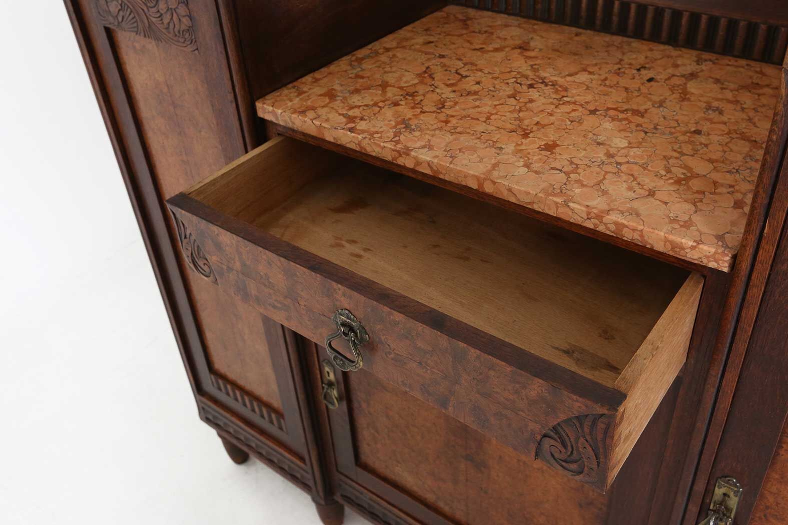 Art Deco buffet 1925