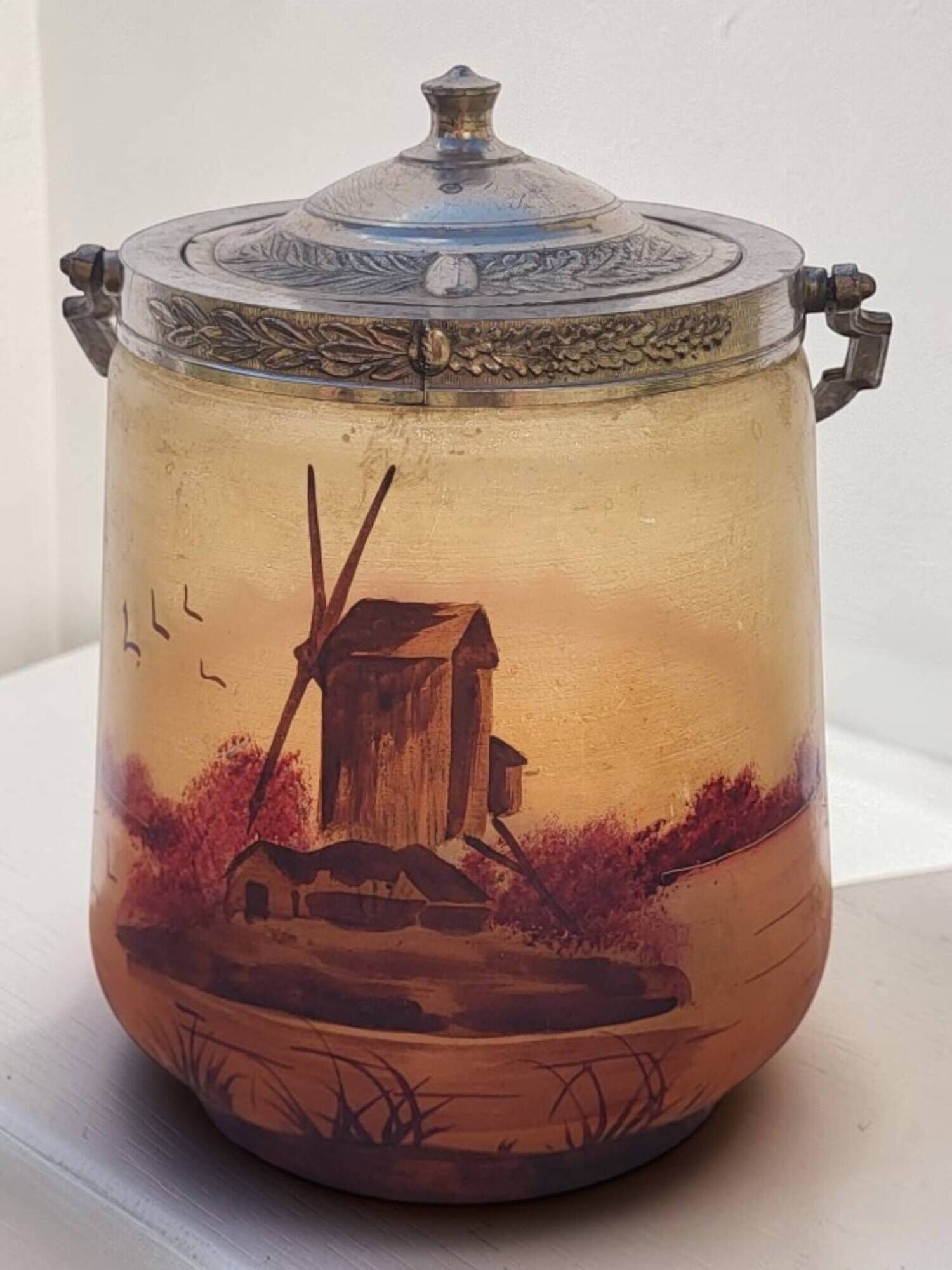 Seau à biscuits en verre émaillé 1900