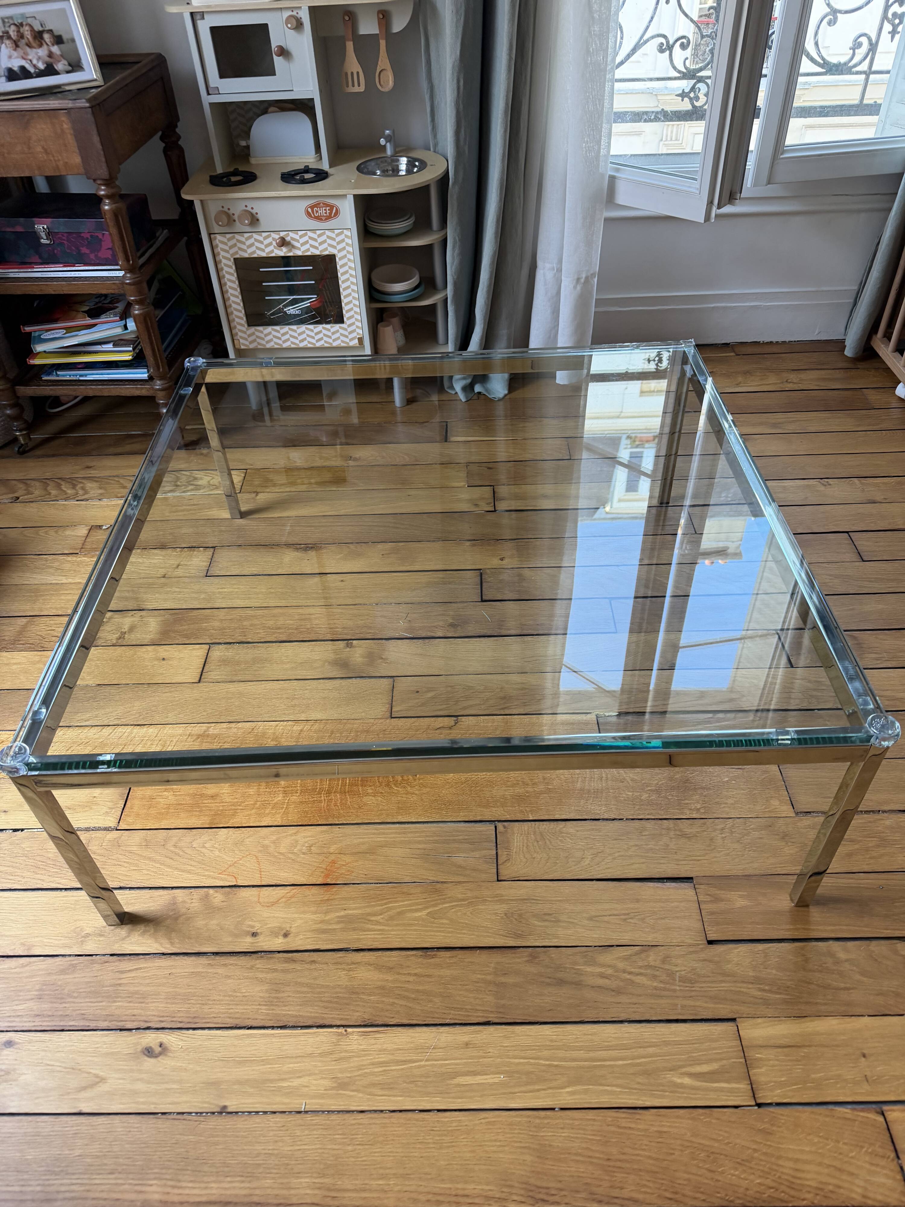 Florence Knoll coffee table 90x90cm