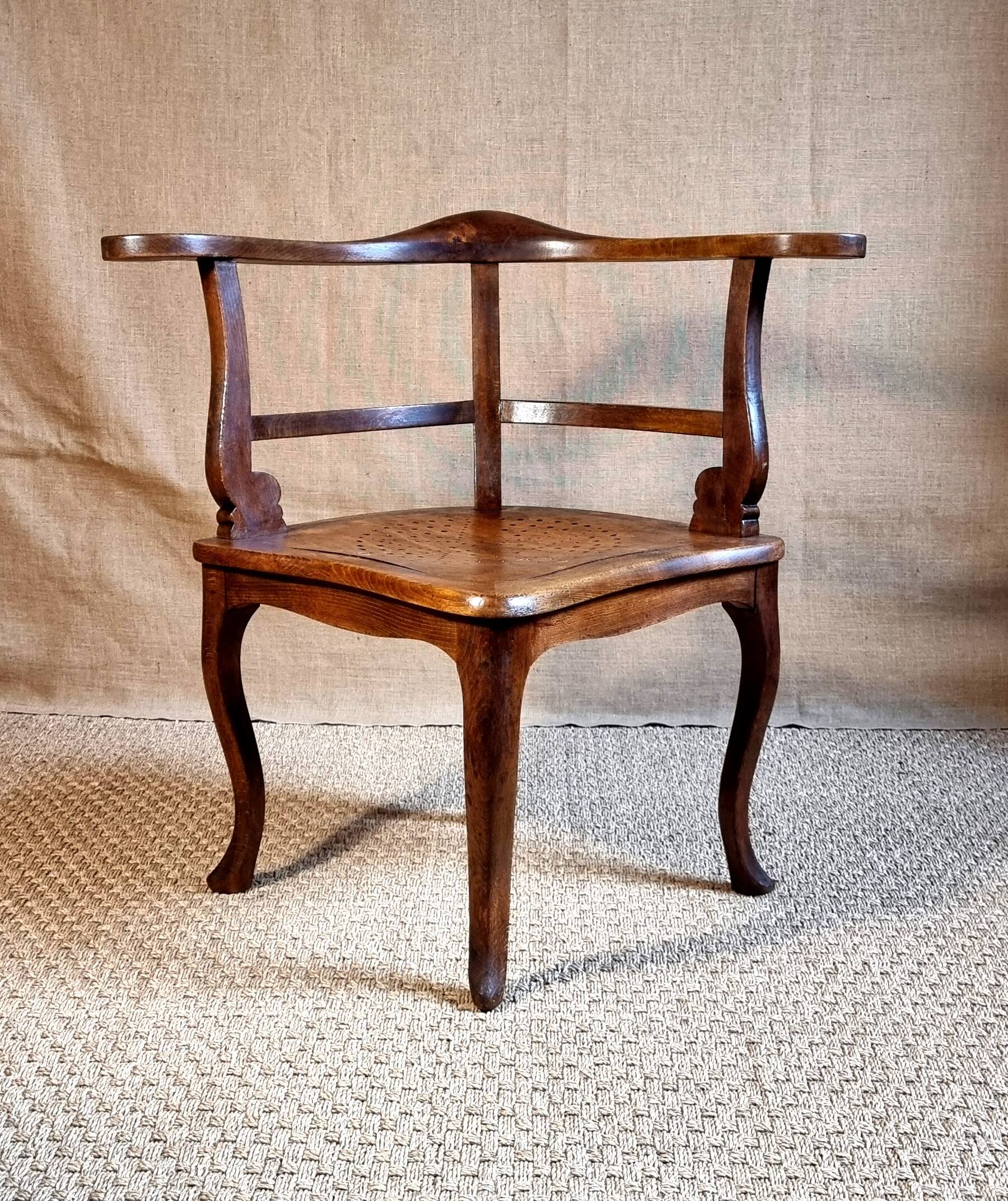 Pair of 1900 living room armchairs with bistro seating