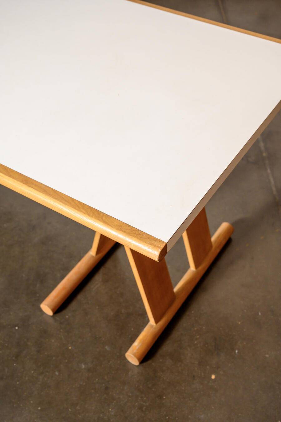 Trestle desk