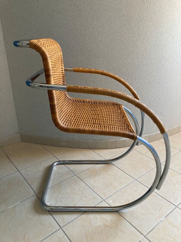 Fauteuil MR20 par Ludwig Mies Van Der Rohe