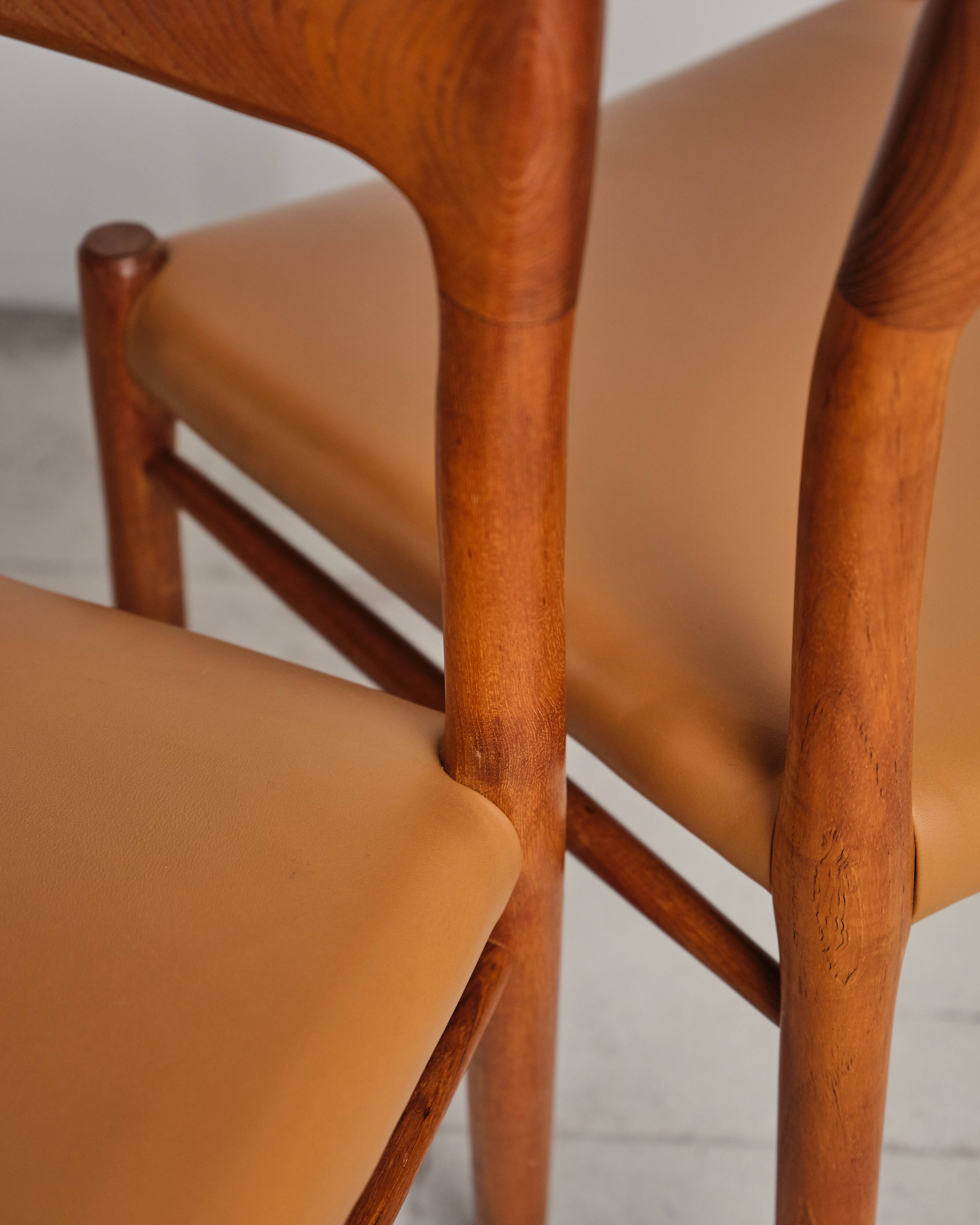 Ensemble de quatre chaises de salle à manger par Niels O. Møller
