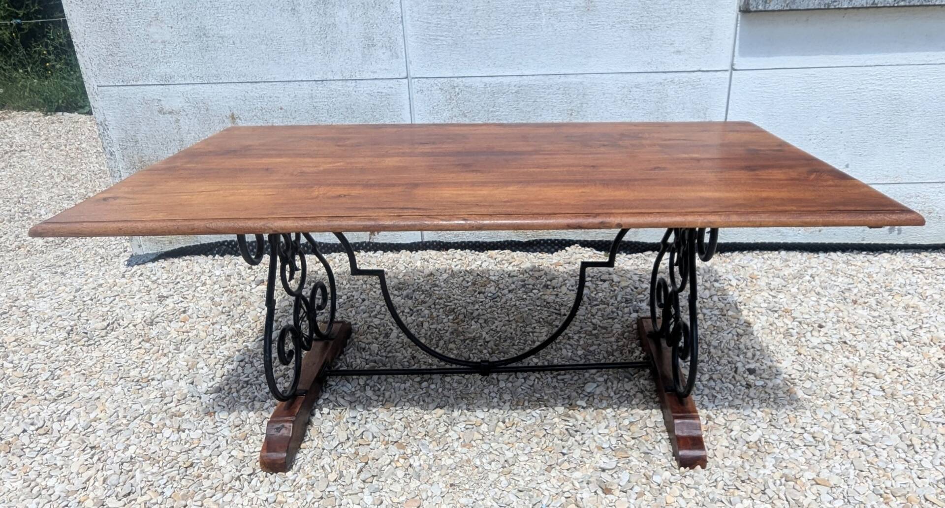 Belle Table A Manger En Fer Forgé Et Teck 180 cm 8 Convives