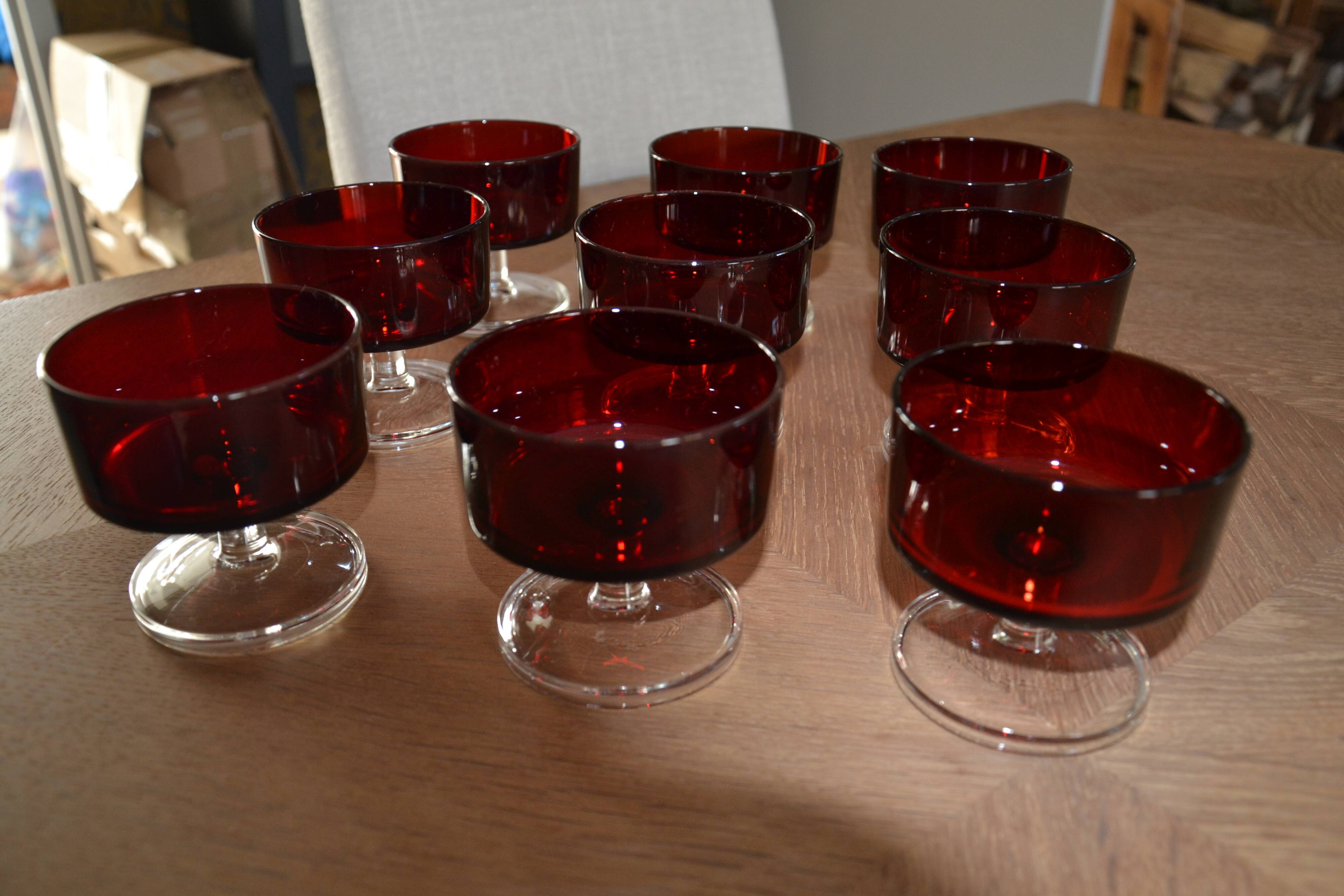 9 champagne glasses Model Sweden Luminarc