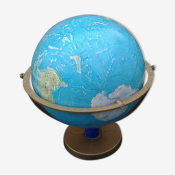 Terrestrial globe in the 1960s