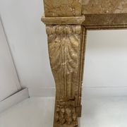 Napoleon III fireplace with claw feet in speckled marble, 19th century.