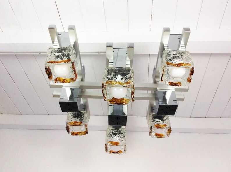 1970's cubic chandelier in chromed metal designed by Maison Sciolari for Mazzega