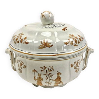 Old Longchamp vegetable soup tureen with Moustiers Olerys decor 2