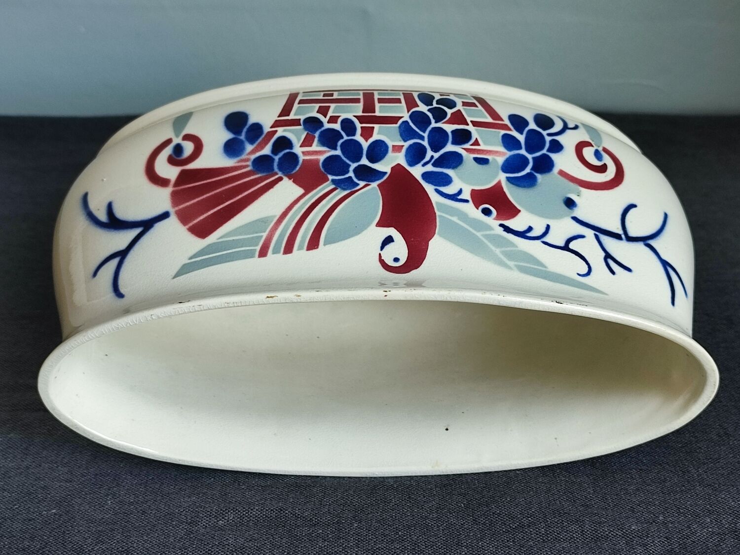 Old ceramic pot cache Lunéville art deco