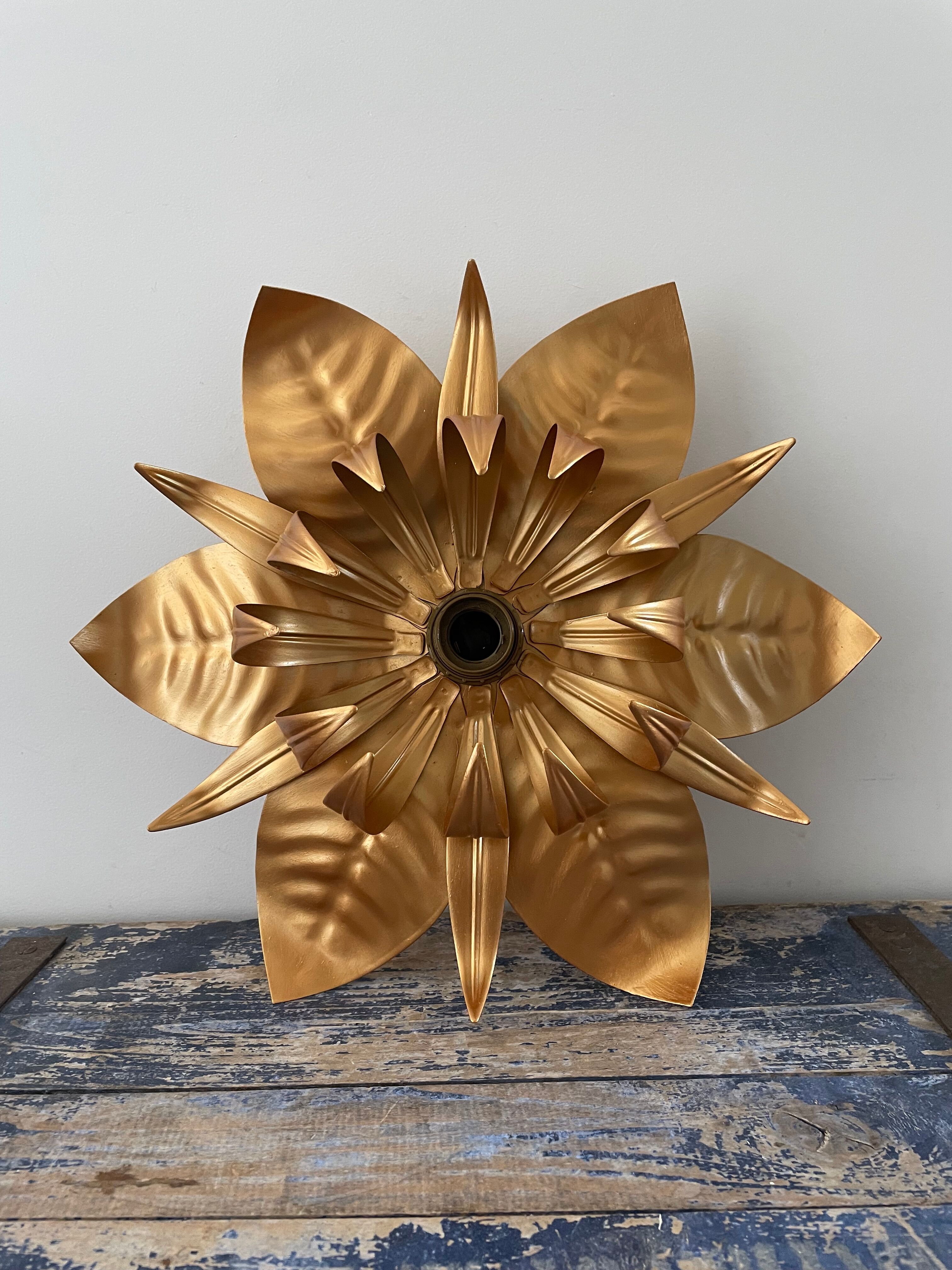 Ceiling lamp flower leaf gilded metal