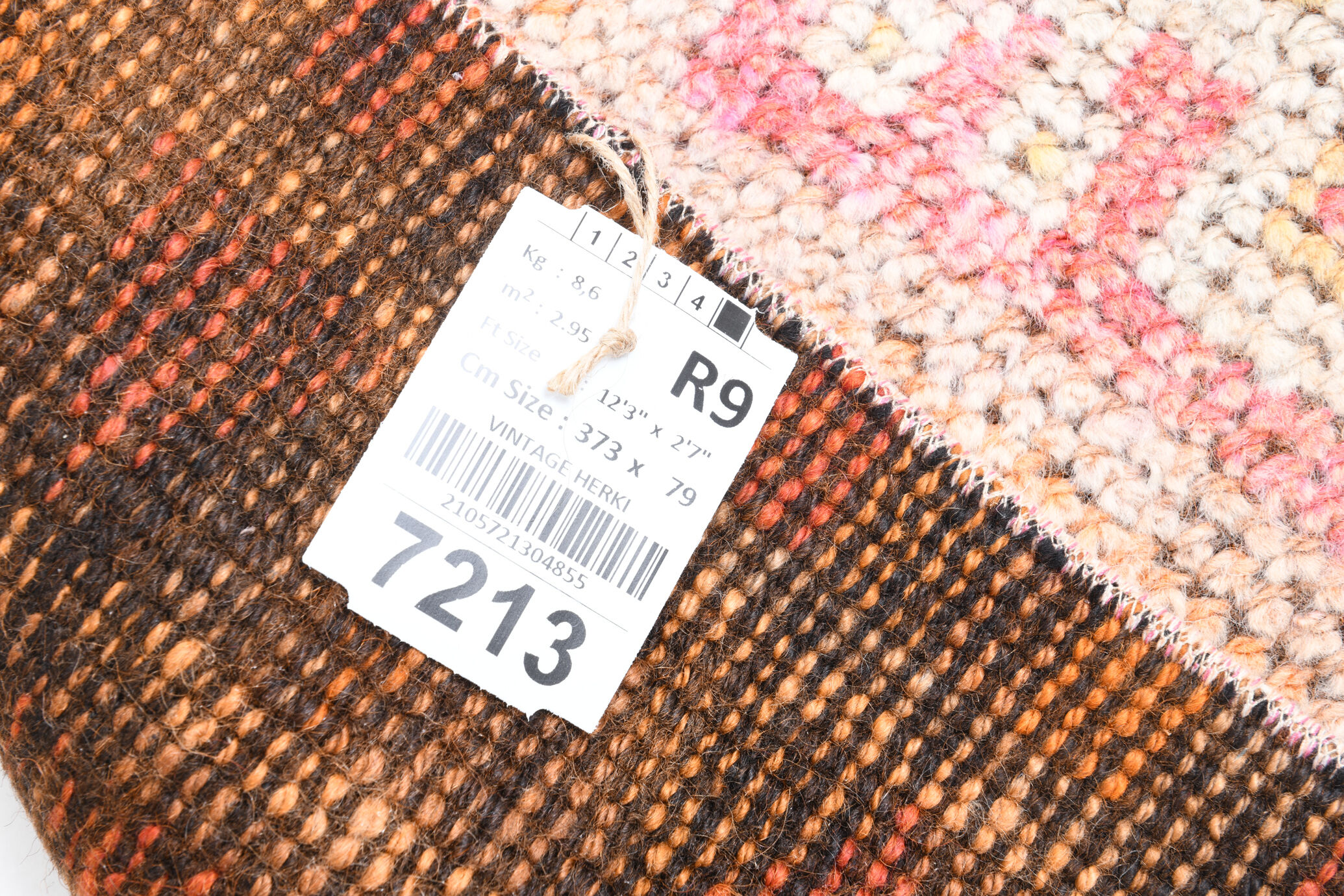 3x12 Striped Design Carpet,373x79Cm