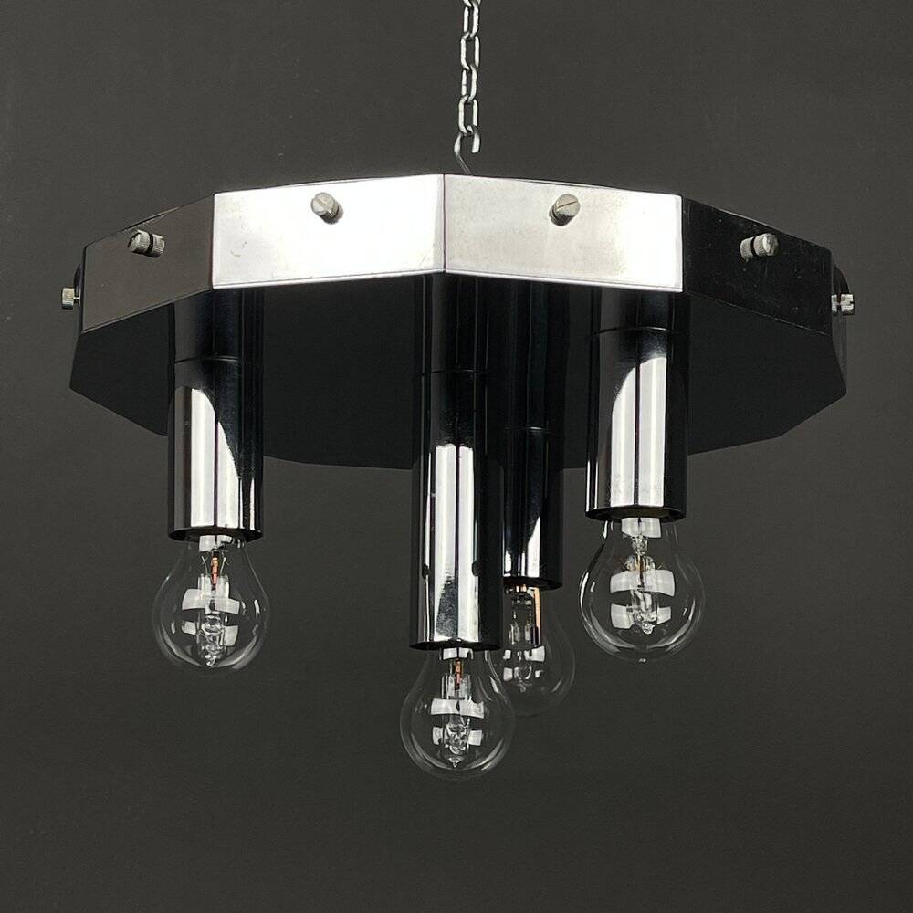 Grand vintage Murano glass chandelier by Av Mazzega, Italy, 1970s.