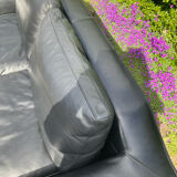 High-quality black leather Durlet sofa