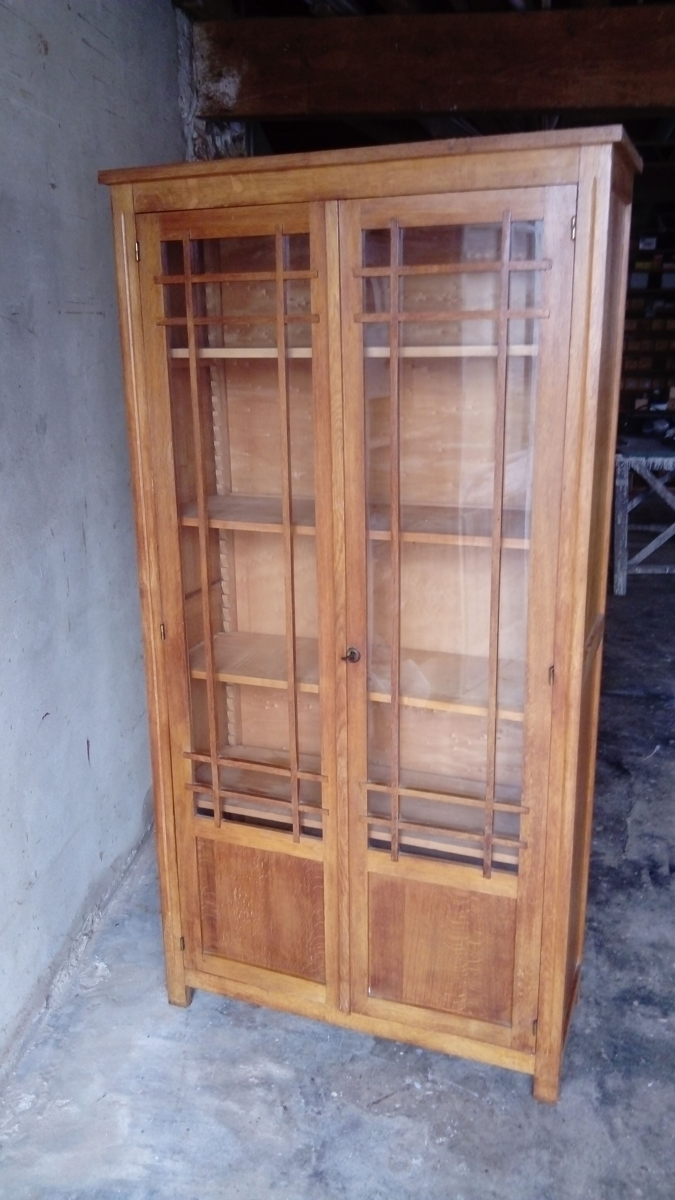 Armoire vitrine vintage Selency