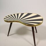 Petite table d'appoint, en forme de rein, rayures noir-blanc, 3 pieds élégants, style années 50