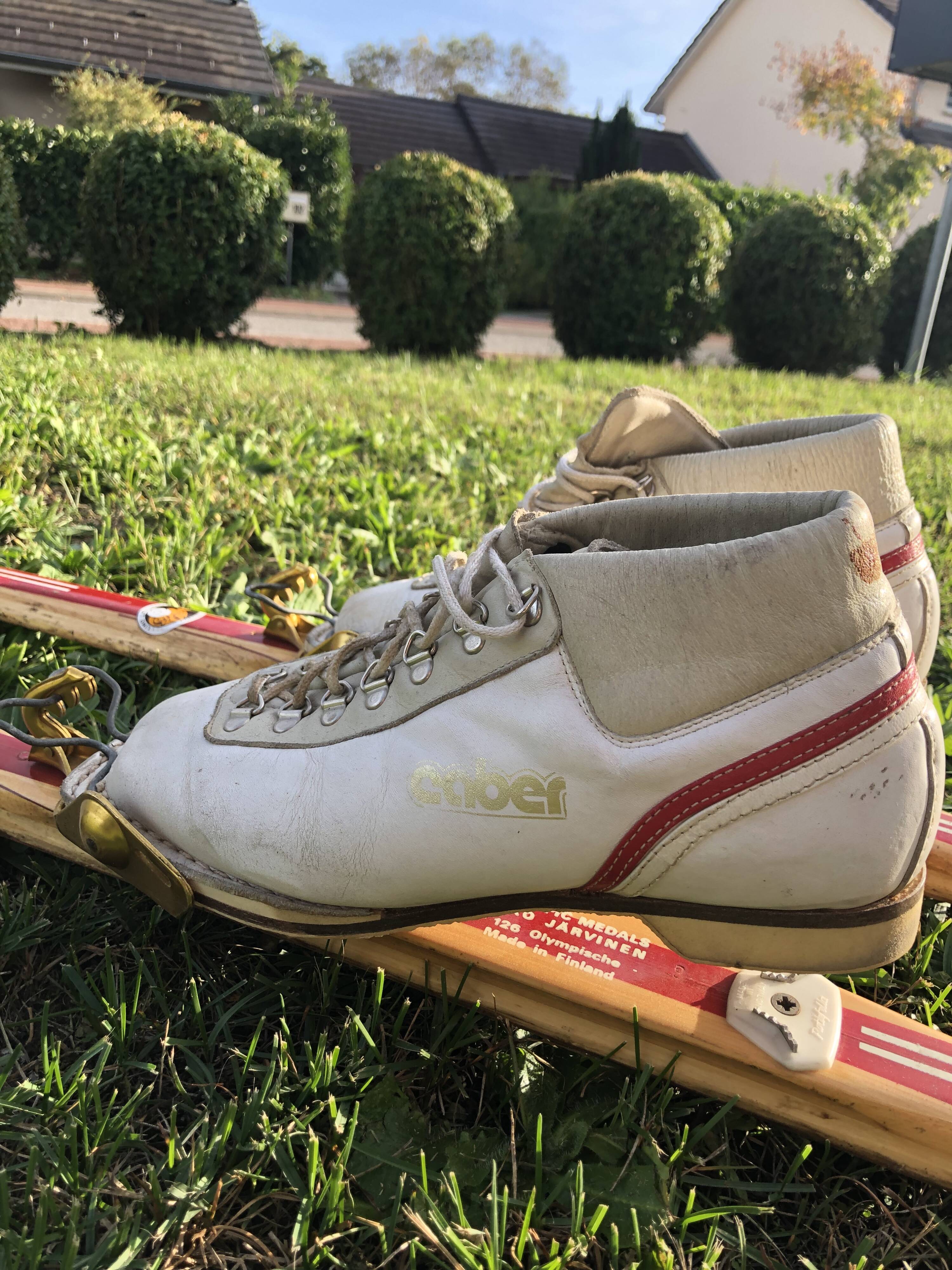 Esko Jarvinen vintage skis