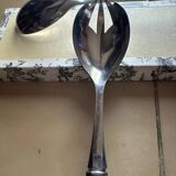Salad servers